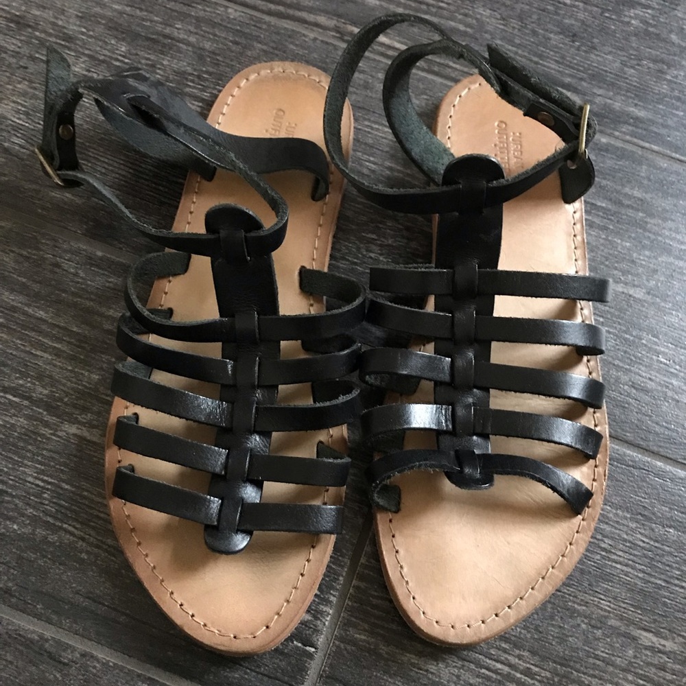 ✰URBAN OUTFITTERS SANDALS ✰